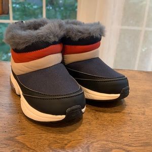 Zara kid snow boots